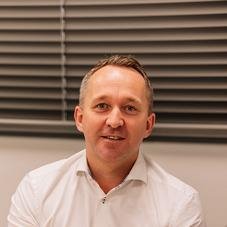 Dr Enrico Neven